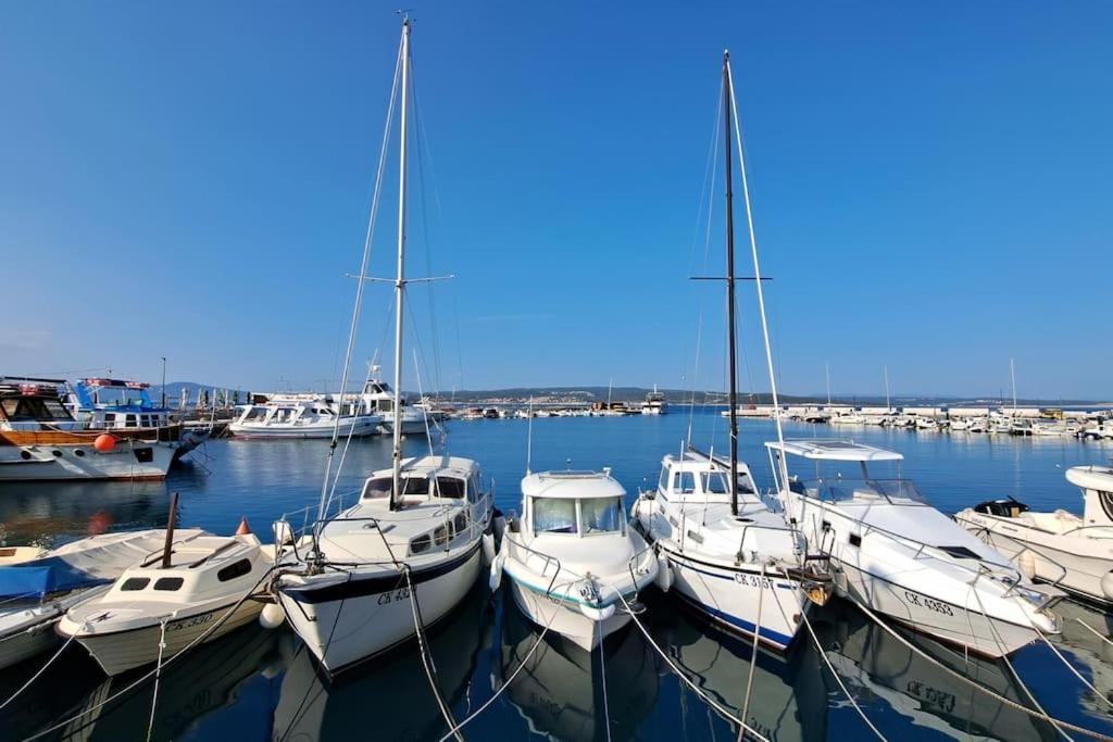 Ellity Crikvenica Exterior foto