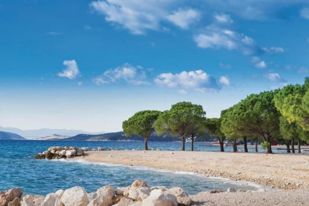 Ellity Crikvenica Exterior foto