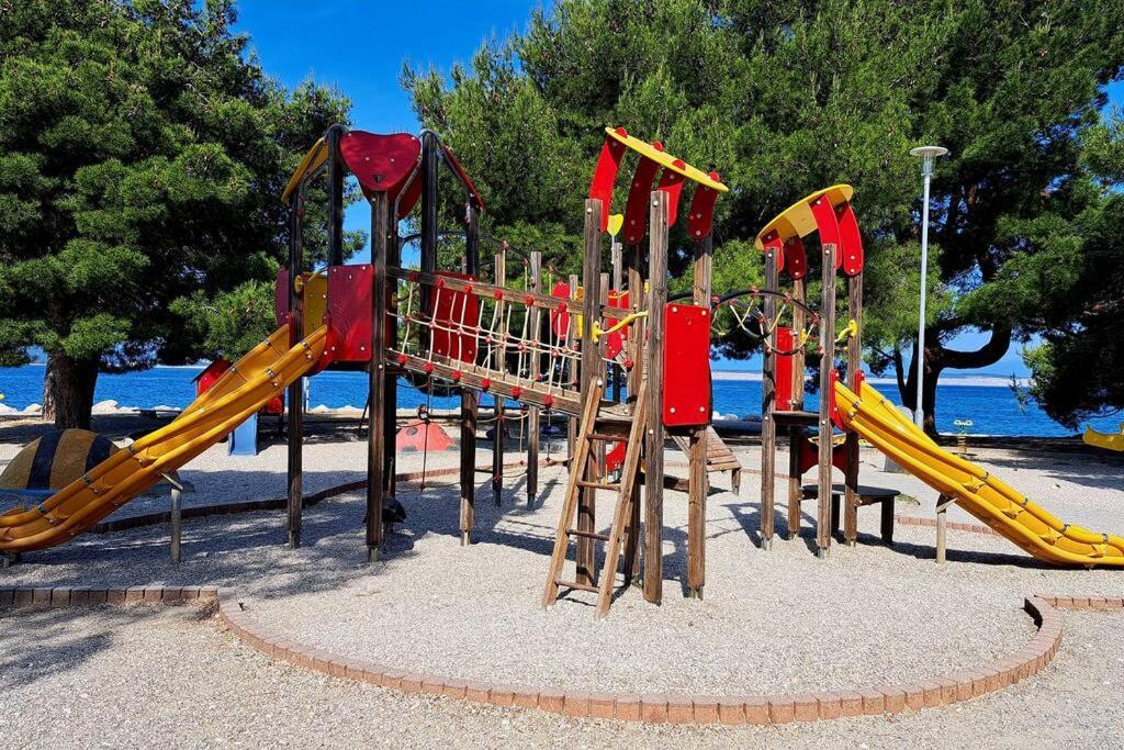 Ellity Crikvenica Exterior foto
