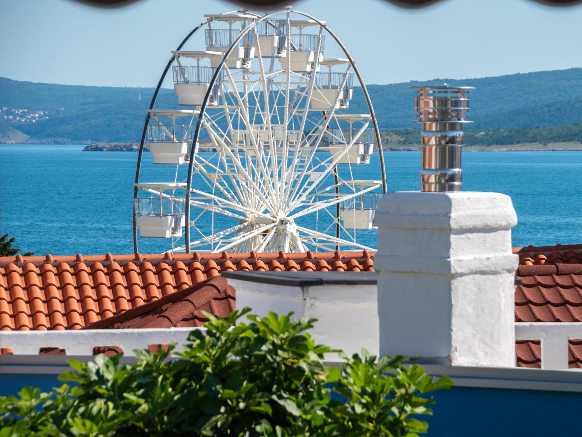 Ellity Crikvenica Exterior foto